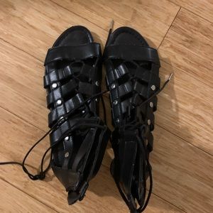 STEVE MADDEN WOMENS SIZE 6 LACE UP SANDALS LEATHER